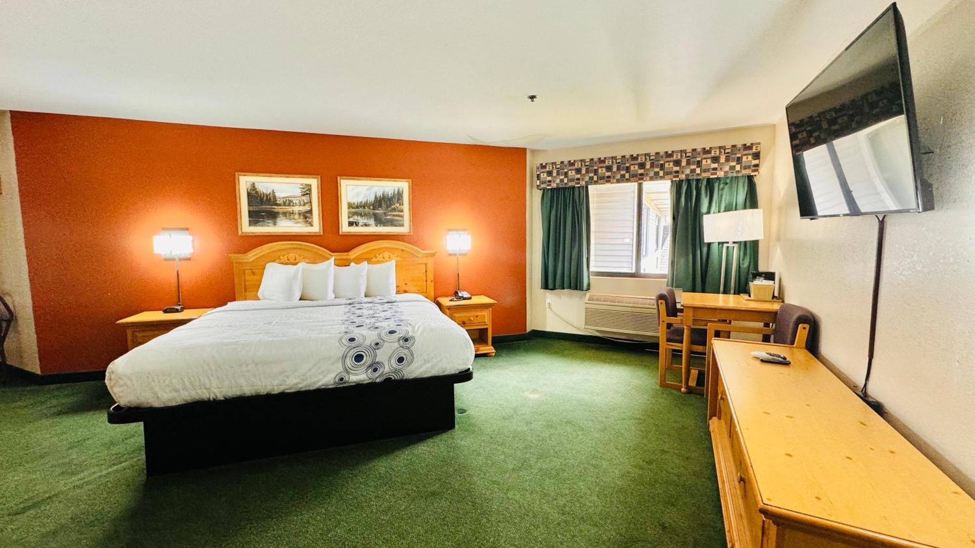 Regency Inn And Suites Stilwell 外观 照片