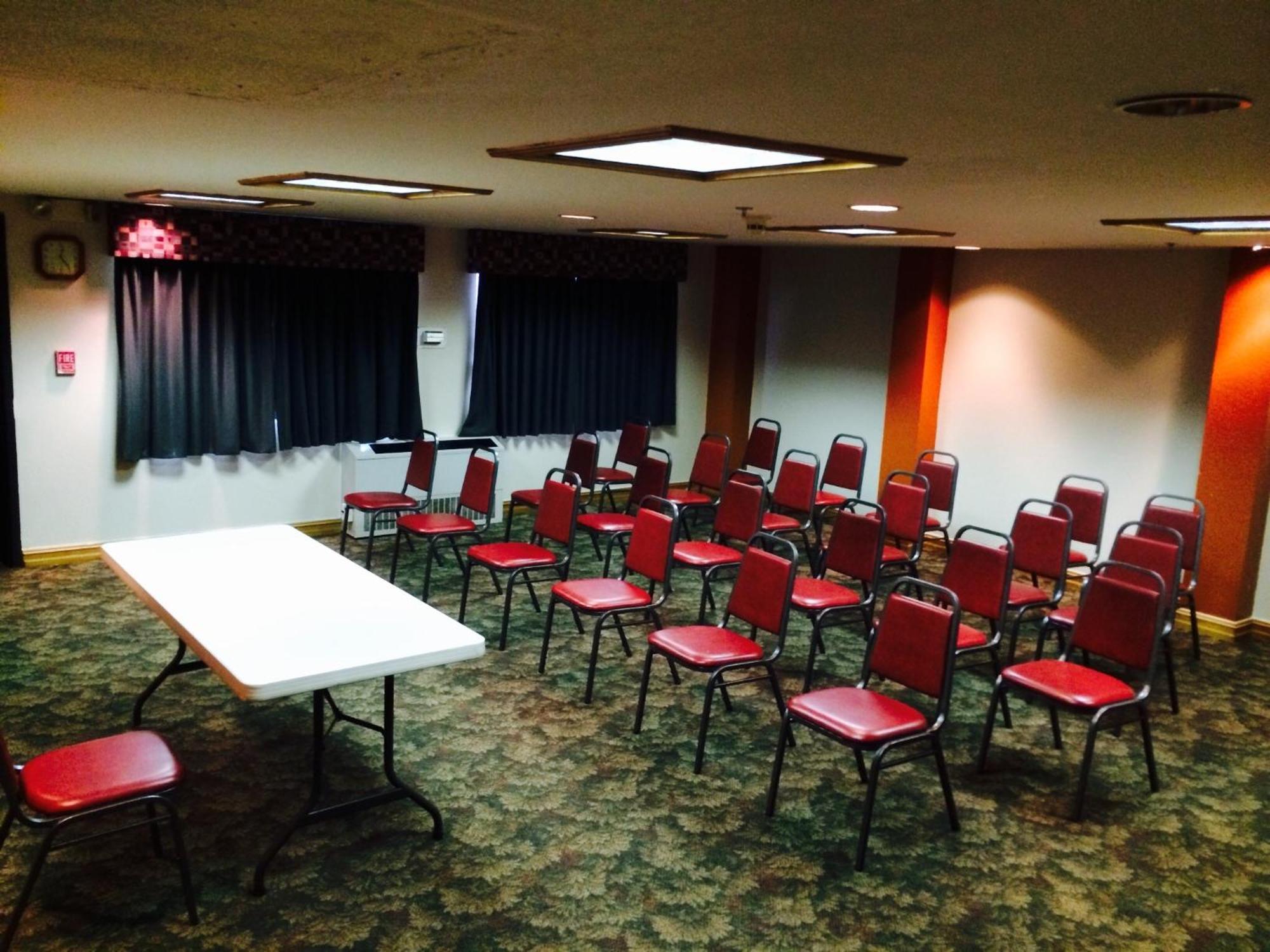 Regency Inn And Suites Stilwell 外观 照片