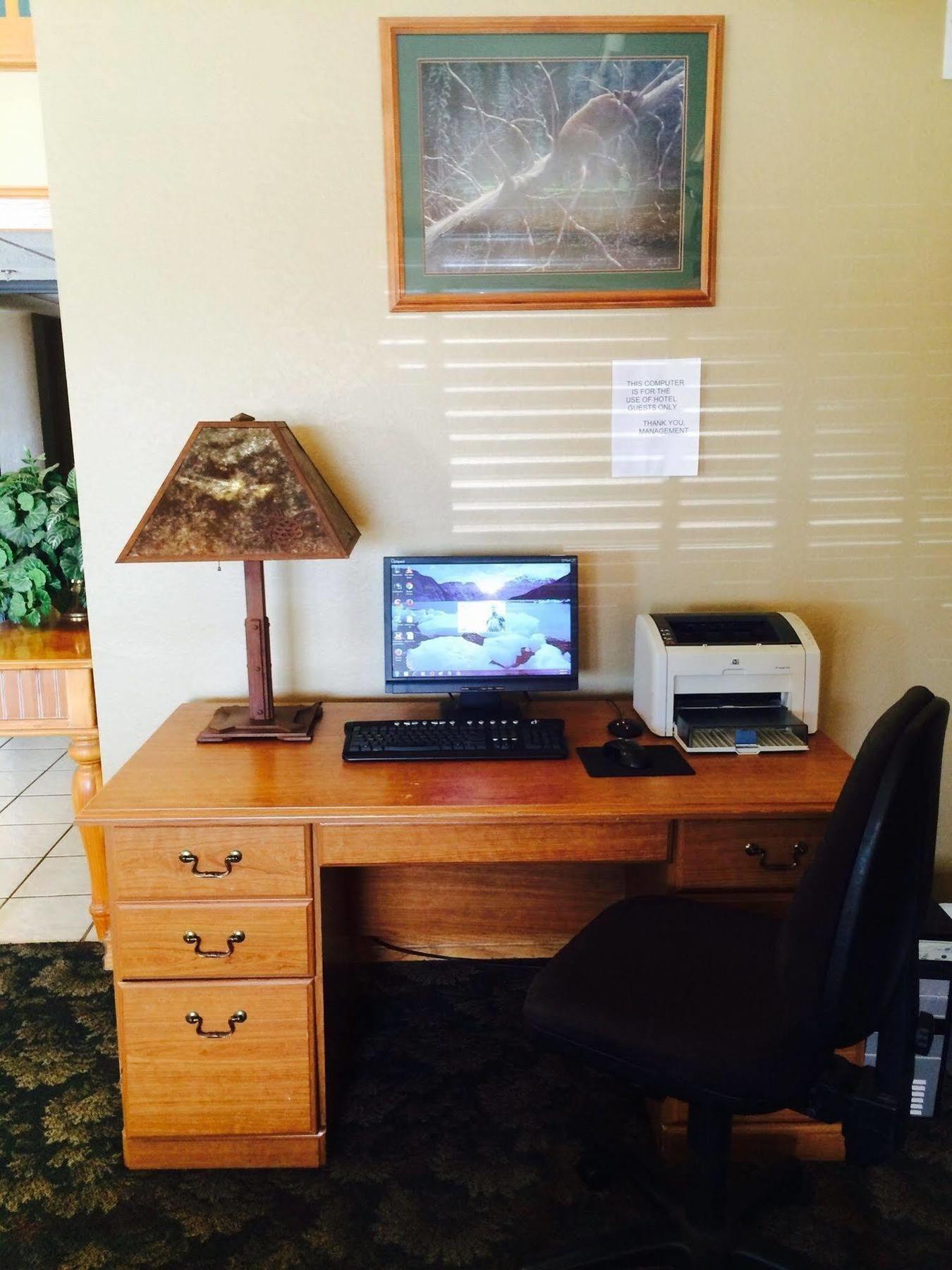 Regency Inn And Suites Stilwell 外观 照片